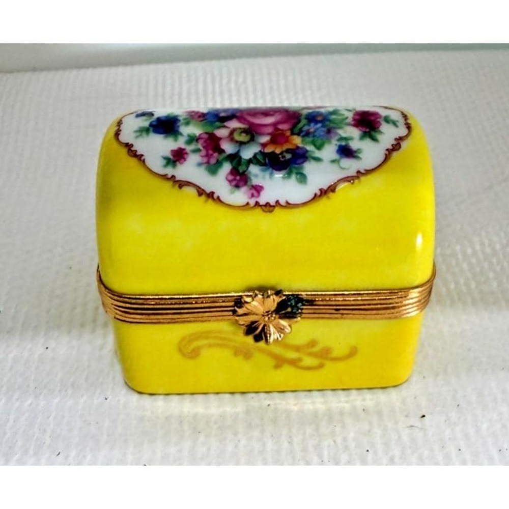 Vintage Limoges Porcelain Handpainted Yellow Floral Trinket Box
